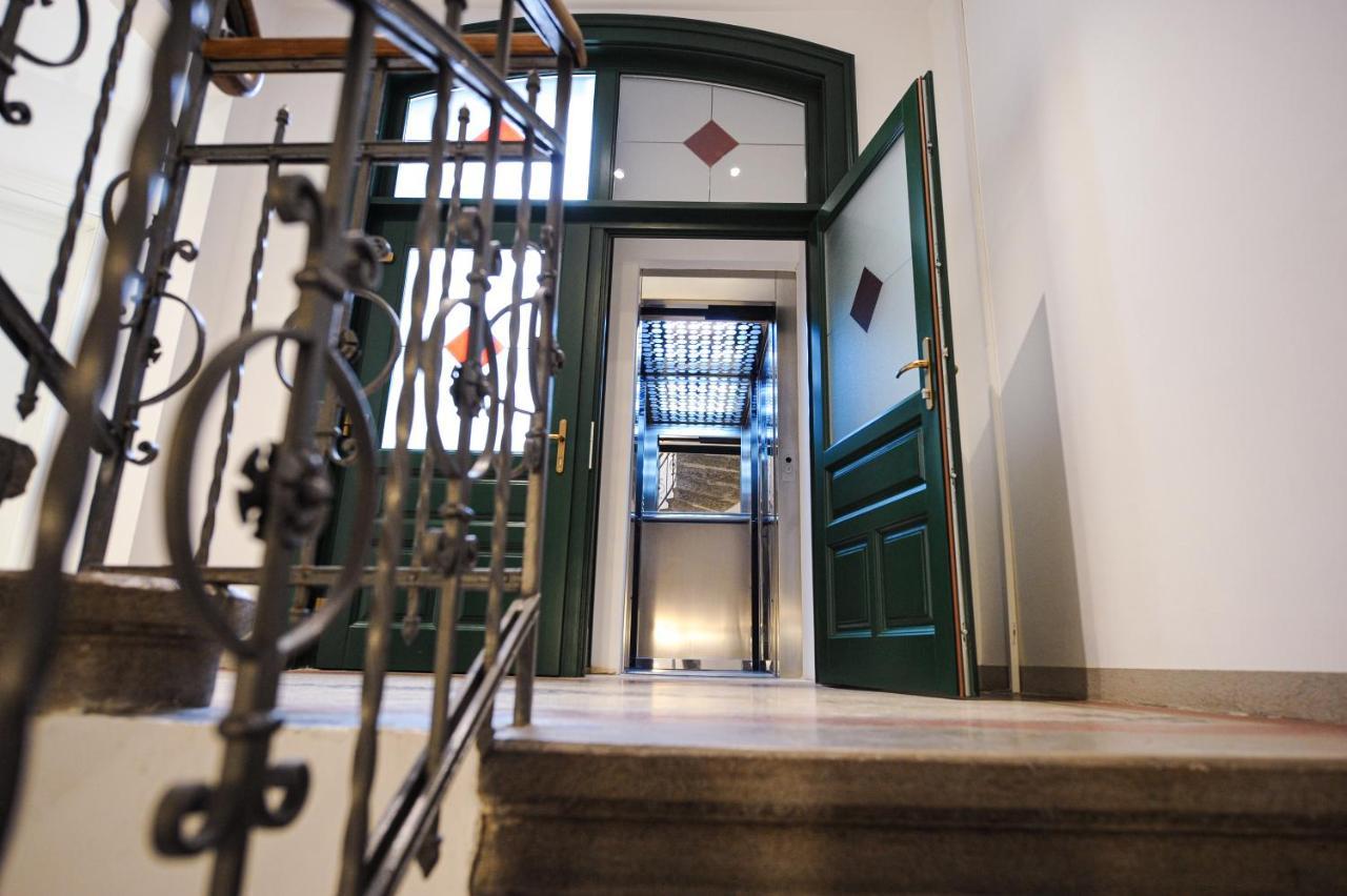 Apart No 6 Timisoara Ngoại thất bức ảnh