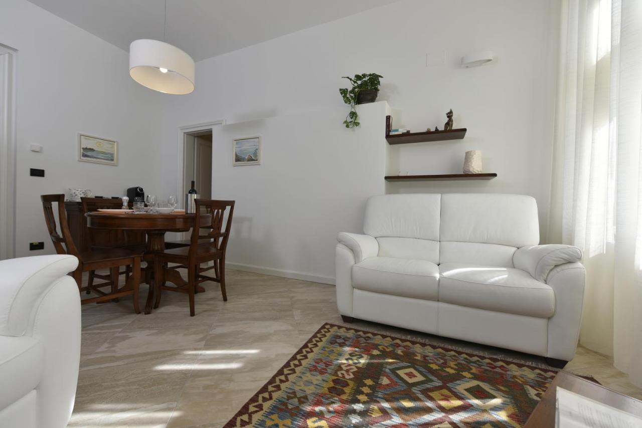 Apart No 6 Timisoara Ngoại thất bức ảnh